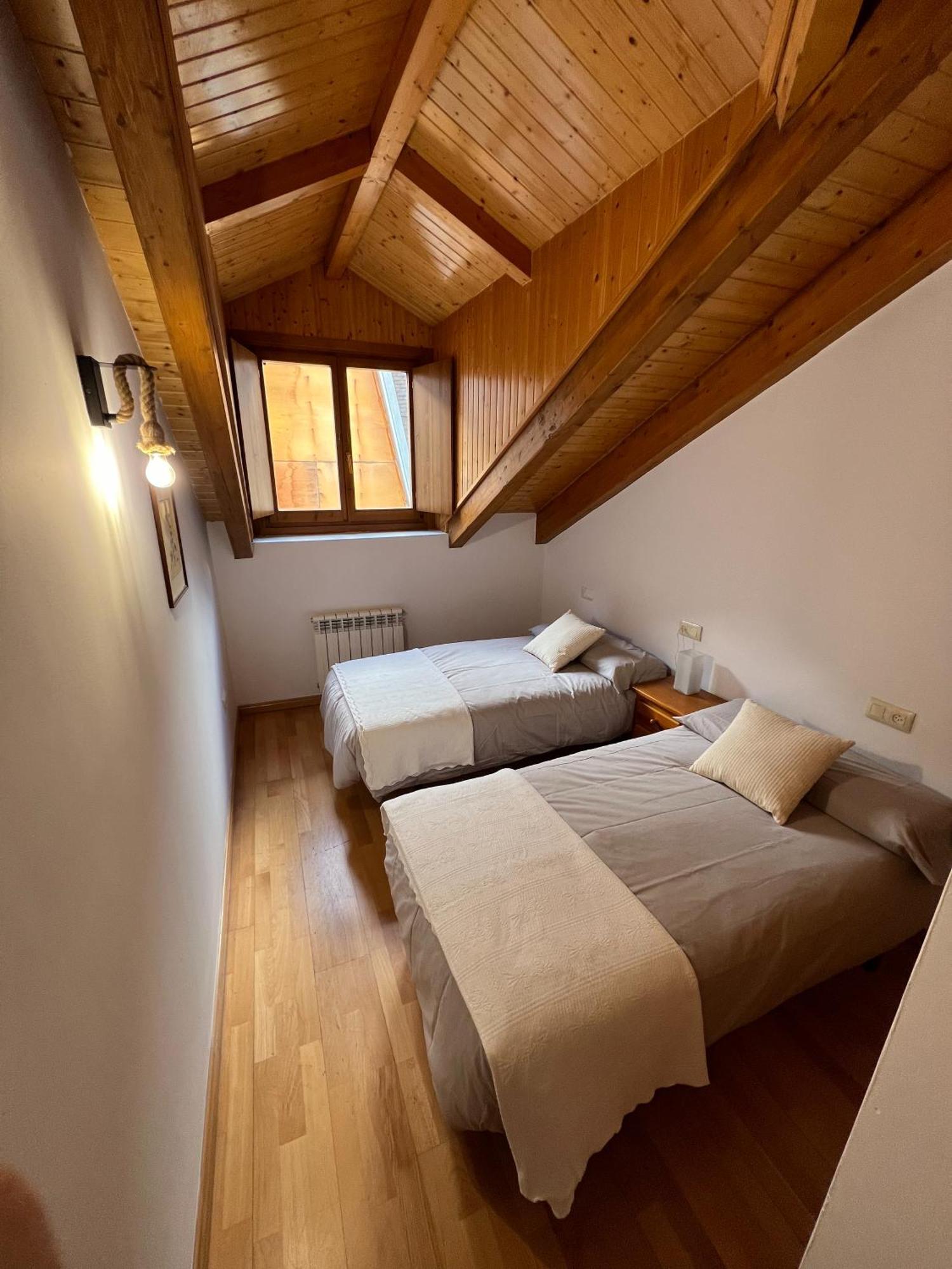 Casa La Muga Apartment Benasque Ngoại thất bức ảnh